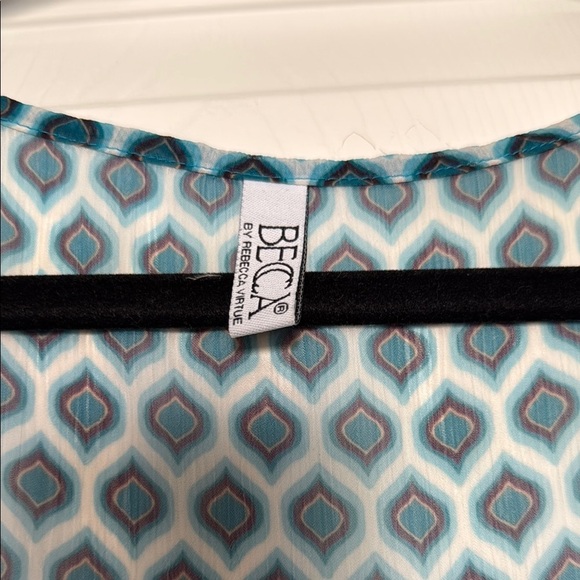 BECCA by Rebecca Virtue Multicolor Geometric Swim Coverup - Picture 3 of 5